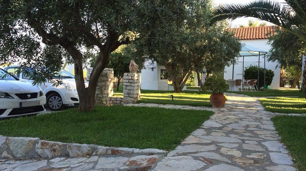 Houdis Houses Parálion Ástros エクステリア 写真